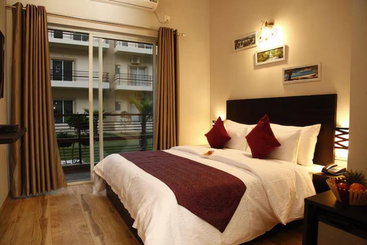 Anandan Citrine Hotel Vrindāvan Екстериор снимка
